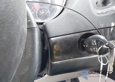 2014 Chrysler Town & Country Touring from USA, damaged, VIN 2C4RC1BG9ER437362